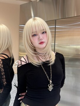 シー バイ ロンド 新宿(Sea by Lond) ホワイトブロンド×ハッシュカット