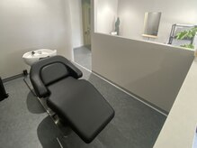 ノエヘア(Noe hair)の雰囲気（シャンプー台は仕切りがあり明るさを抑えています。）