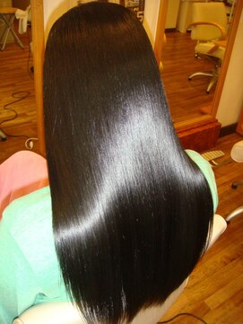 ヘアー クリエーション アピアー(Hair Creation Appear) ”納得の仕上がりに感動、カラトリ＆スマトリ”