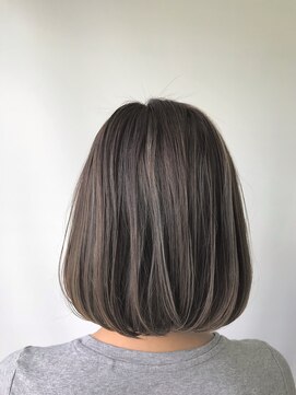 ジーニーズフォーシーズン (jenies4season) ハイライトワンレングス　フレンチボブ