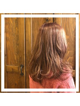 ルパラディ(leparadis) 【ピンクページュ×毛先カール】