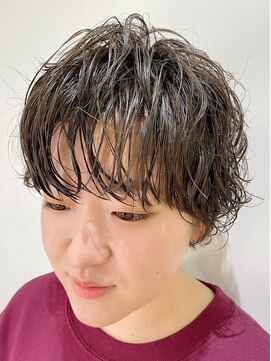 エガク(egaku) ショートパーマスタイル