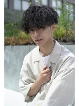 ジョエミバイアンアミ(joemi by Un ami) （joemi 新宿）ツイストパーマ マッシュ コンマバング 近江