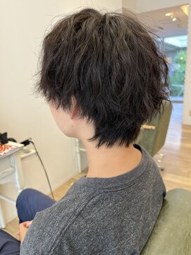 アブー(Aboo) ショートウルフ×ソフトツイストスパイラルパーマ