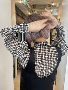 シータ(sheta) ハイトーンボブ　ホワイトベージュ