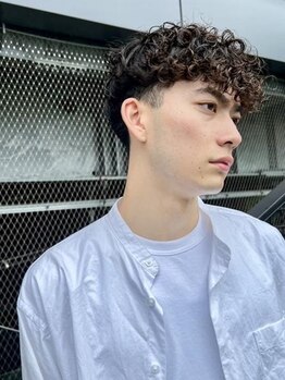 ネオリーブアピ 池袋店(Neolive api)の写真/【メンズカット+眉カット+炭酸クレンジングシャンプー¥6000】高いカット技術でON/OFFキマるスタイルに