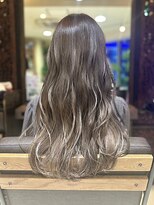 ヘアリゾート粋 ティガ 池袋店(tiga)&nbsp;立体感ハイライト/デザインカラー/艶髪ロング/髪質改善