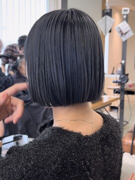 ビューレイギンザ(VIEW LEI GINZA) 切りっぱなしボブ