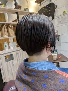 チアー ヘアリラクゼーション(cheer HAIRRELAXATION) 襟足刈り上げショート