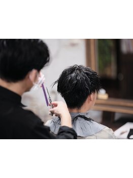 プライベートからビジネスまで！色んなシーンに合わせたカットでON・OFFきまる◎