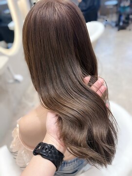 ロンド リリー 銀座(Lond Lily) ◆ 髪質改善/縮毛矯正/レイヤー/大人ガーリー/似合わせカット/