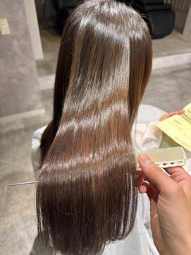 ワン(One...) ツヤツヤロング