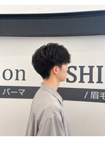 ビーシャイン(B-SHINE)&nbsp;メンズパーマ/メンズカット/シェービング/眉毛/メンズサロン