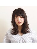 ナチュラルな質感でつくる優しい女性像