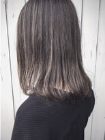 クロックレス (CLOCKLESS)&nbsp;外国人風ハイライト　×　グラデーション