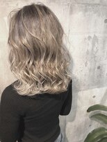 ホワイト 伊勢崎(WHITE)&nbsp;大好評☆外国人風バレイヤージュ☆パールホワイト☆