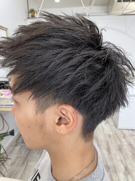 アオイ(AOI) ツーブロックショート