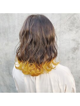 ワンズリー 本厚木店(ONE's ly) 裾カラー×イエローカラー