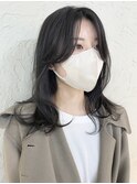 顔まわりレイヤーで柔らかミディ