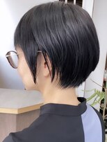 ビュー フクオカ(VIEW FUKUOKA)&nbsp;美髪にオトナかわいいホワイトグレージュネビージュショートボブ