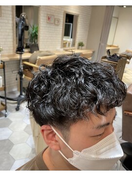 ウェアーズ(WARES) スパイラルパーマ◎20代30代40代