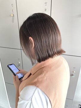 エイト 沖縄豊崎店(EIGHT toyosaki) 【EIGHT 豊崎】お客様スタイル_極細ハイライト×パッっとボブ