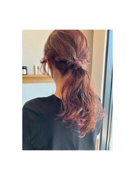 ロロ(roro) ピンクグレージュインナーカラー