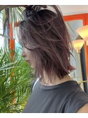 【なつみ】ハイライトのピンクベージュ、ナチュラルウェーブ