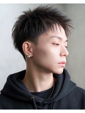 ゼロ 渋谷(XeRo) ツーブロック刈り上げマッシュアップバングショート