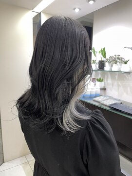 エムタニグチミュー(MTANIGUCHI Mieux) ケアブリーチ使用/イヤリングカラー/シルバーカラー