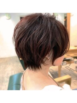 アオ 岡野 横浜(a-o) short hair