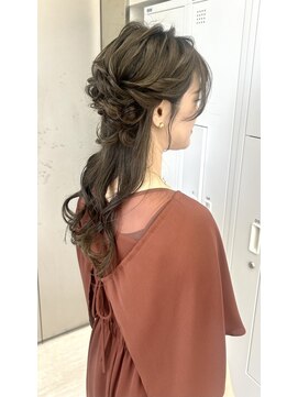 ビューナゴヤ 名駅(VIEW NAGOYA) ヘアアレンジ