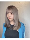 #シルバーブロンド #レイヤーカット #ハイトーン