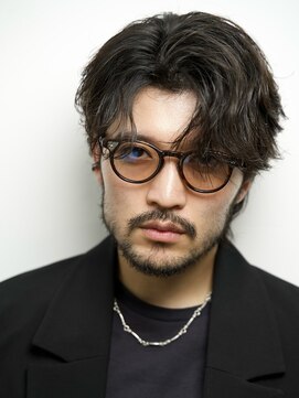 ルーシー 川越(LUCEY) センターパートフェザーパーマシャドウパーマメンズパーマ