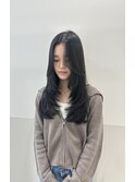 ザクザクレイヤーカット×透明感ブラックカラー