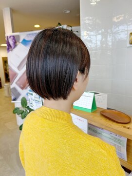 ツヤ×ショートボブ