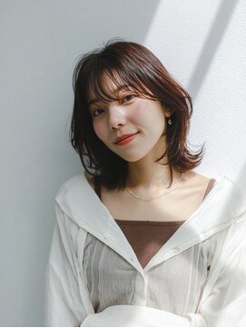 ミディアムレイヤー　ナチュラルブラウン【TELA HAIR南流山店】