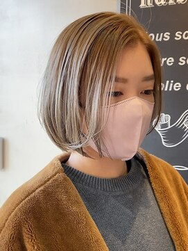 グレープバイン(GRAPEVINES) ハイトーンベージュ