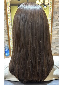 ムルチュラカメアリ(muruchura KAMEARI) 艶髪 オリーブグレージュ