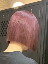 ヲタク(wotaku.)&nbsp;ボルドーカラーレッドカラーワインレッド暖色カラーブリーチボブ