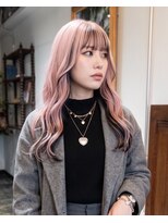 グッドフェローズ キタホリエ(GoodFellas kitahorie)&nbsp;自然なレイヤーと透け感ピンクのハイトーンカラーブリーチ艶感