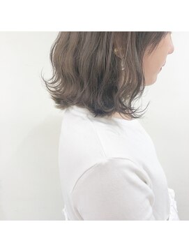 ガーランドウメダ(Garland umeda) アディクシーカラー_ナチュラルロブ_00054