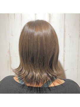 ブルー(BLUE) 外ハネ×ボブ