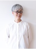【えがお美容室】40代50代に人気☆白髪も素敵なベリーショート