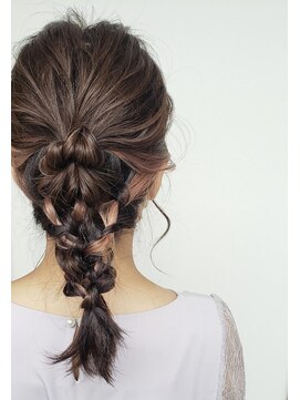 マリアージュバイジュノ(mariage by Juno) およばれヘアアレンジ♪