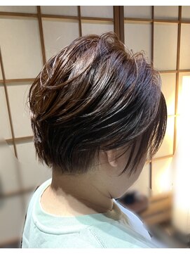 アンジュ 色髪(anju 色髪) ショートカット　ステップボーンカット