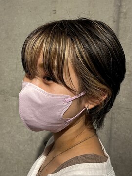 タエビスアリッサム(Taebis Alyssum) ハーフカラーでこなれショート