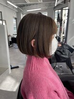 アット(at...)&nbsp;【ミニボブ×グレージュ】