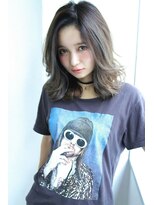 リル 西宮(LiL')&nbsp;【LiL'西宮】外国人風グラデーション_アッシュグレー_ミディ★