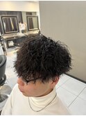 ツイストスパイラルパーマ　メンズマッシュ　波巻きスパイラル